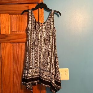 Black and white patterned dress